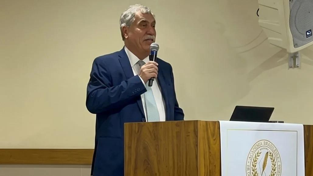 Un médico argentino fue designado miembro honorario de la Academia Brasileña de Cirujanos Plásticos Escritores