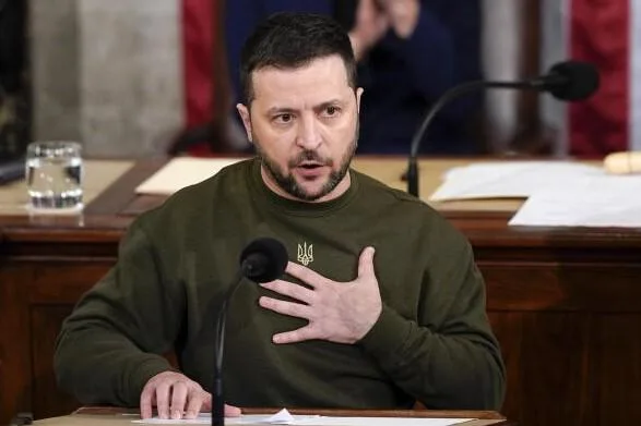 Zelensky revela las tensiones detrás de la salida de Fedorov y alerta sobre la escasez de defensas aéreas