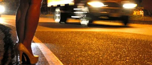 Organizaciones de trabajadoras sexuales rechazan la propuesta de prohibir la prostitución en el POT de Medellín: “No somos basura”