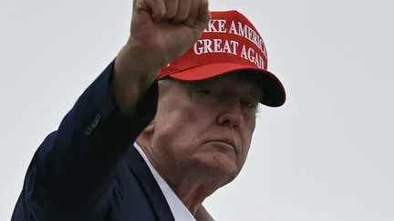 Donald Trump menace de bombarder Oman si le sultanat entrave un accord sur le détroit d'Ormuz