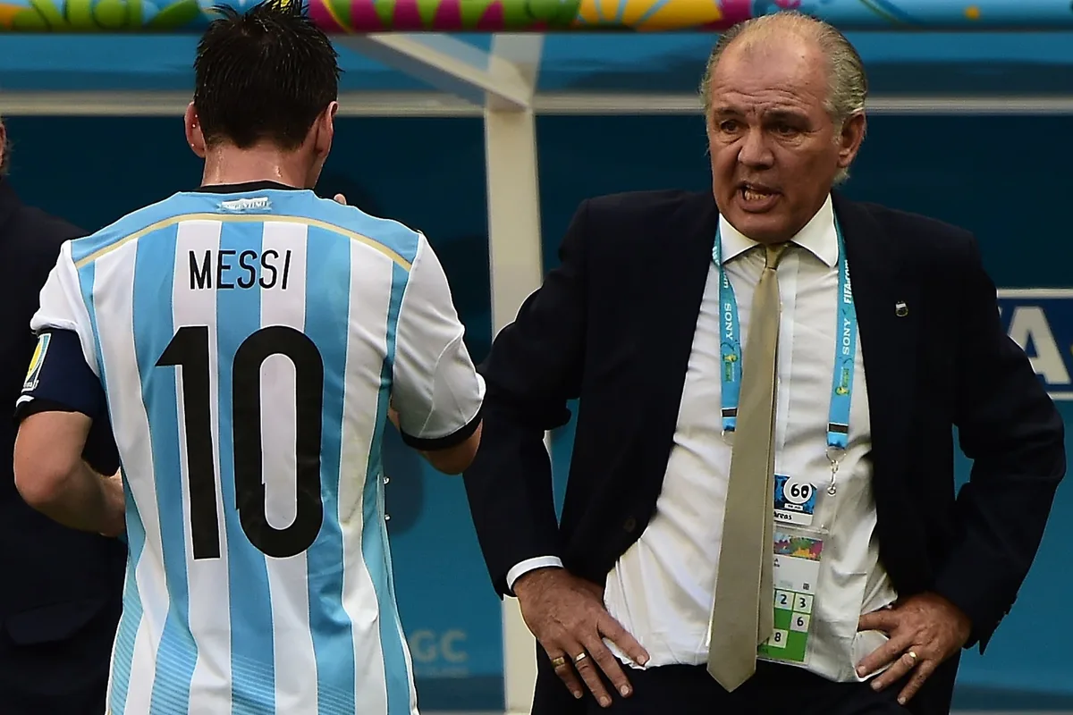 La relación de Messi con los DT de la selección: el cambio que marcó a Pekerman, el plus de Sabella, el caos con Sampaoli y la gloria con Scaloni