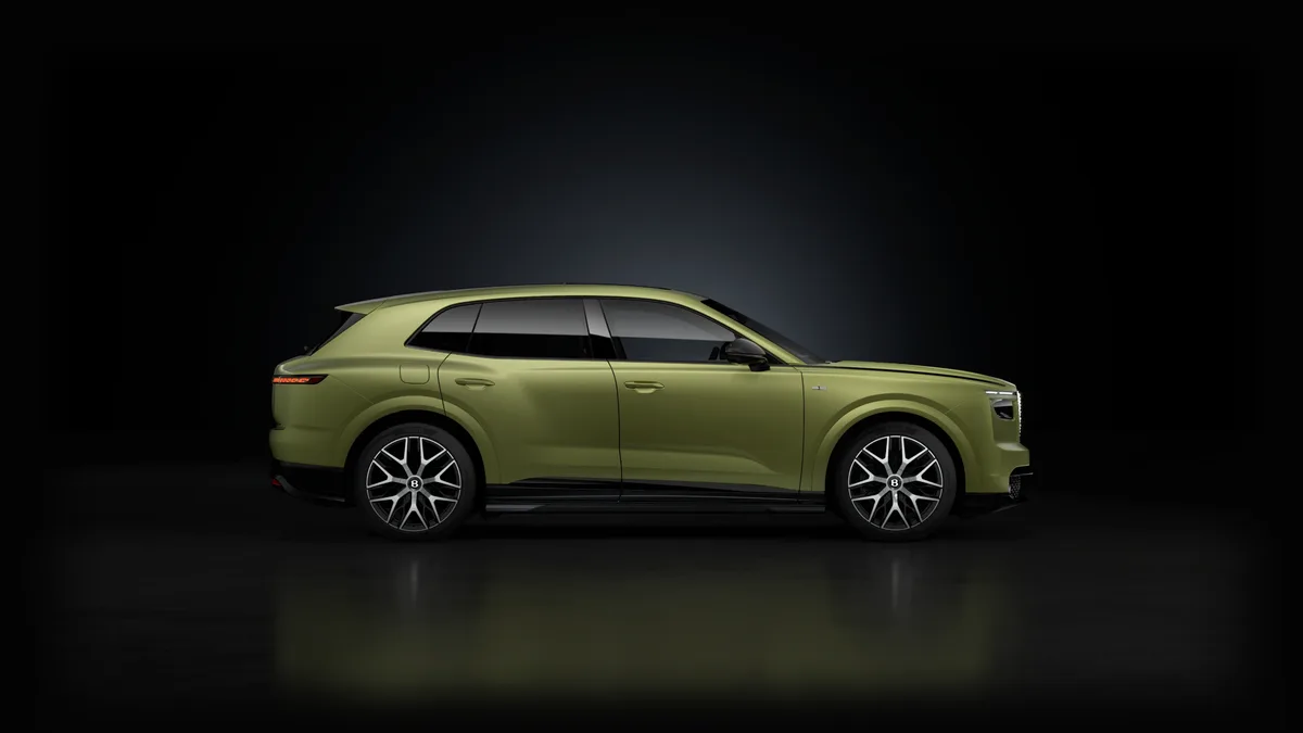 📷 Este é o primeiro elétrico da Bentley. Vai dos 10% aos 80% em 20 minutos