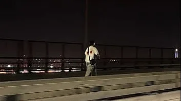 Homem intercetado pela PSP por circular de trotinete em contramão na ponte 25 de Abril