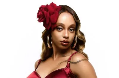 Urias celebra indicações ao Grammy Latino 2026 com “Carranca”: “Obrigada a todos que abraçaram esse álbum”