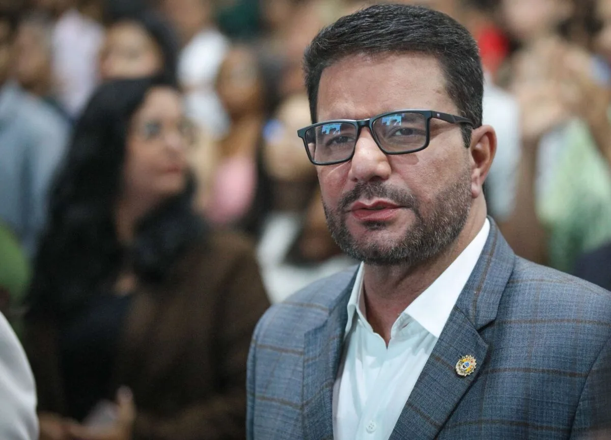 TRE-AC mantém indeferimento da candidatura de Gladson Cameli ao Senado
