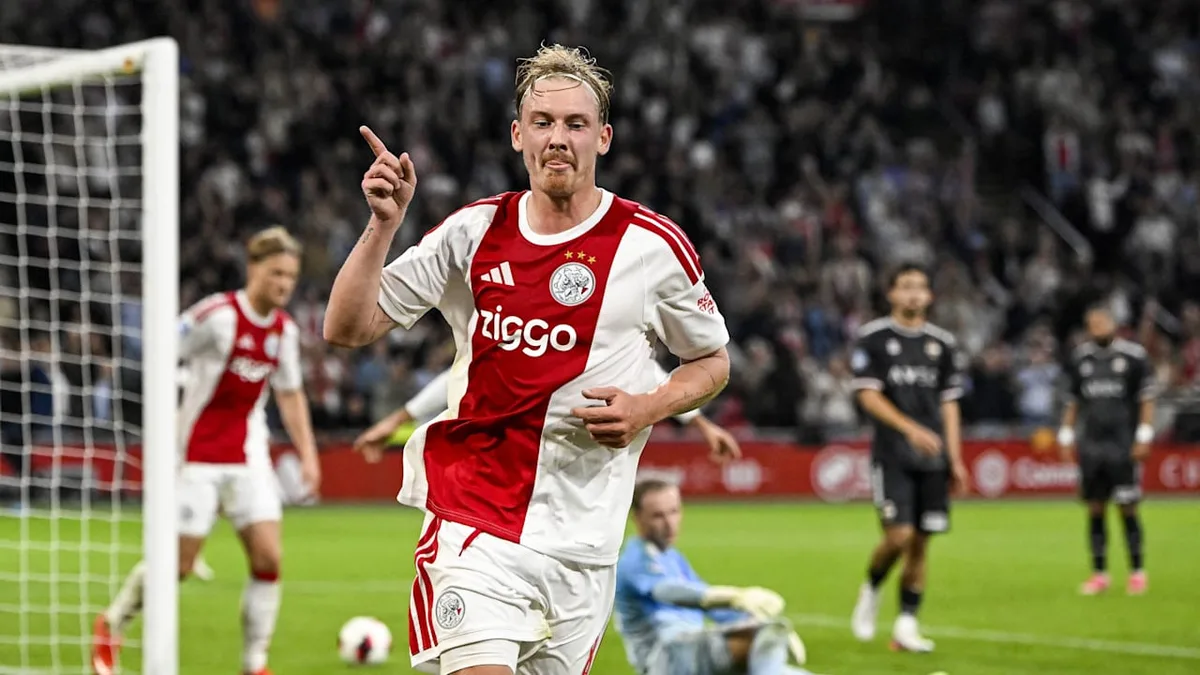 Er trifft und trifft und trifft - Brandt ballert sich zum Ajax-Star