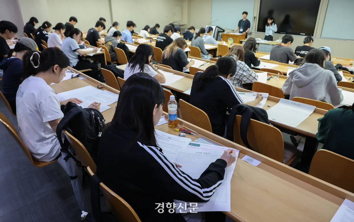 아이고 이 빚은 언제 졸업하려나···‘취업 후 학자금 대출’ 6만명 874억 체납