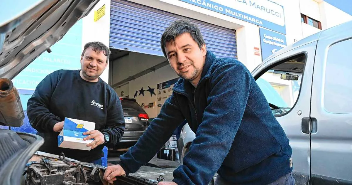 La historia de un negocio que supo reinventarse: de un pequeño taller en los ‘80 a una empresa que se prepara para los vehículos del futuro