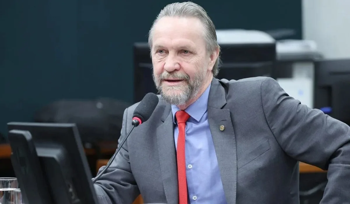 AVC isquêmico: entenda condição que fez deputado Pedro Uczai ser internado