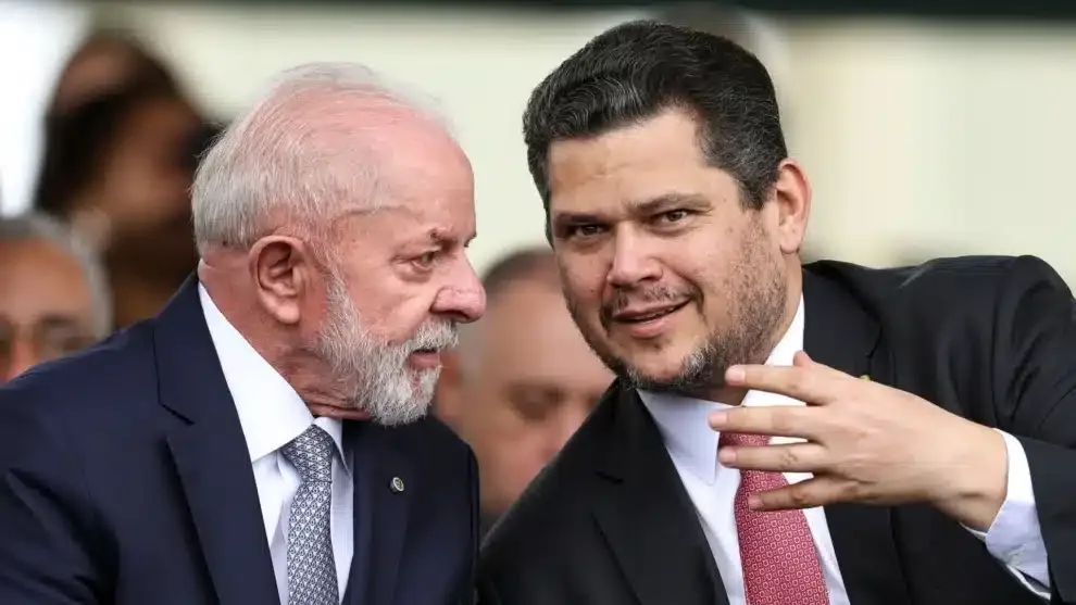 Alcolumbre revela o que disse a Lula durante reunião
