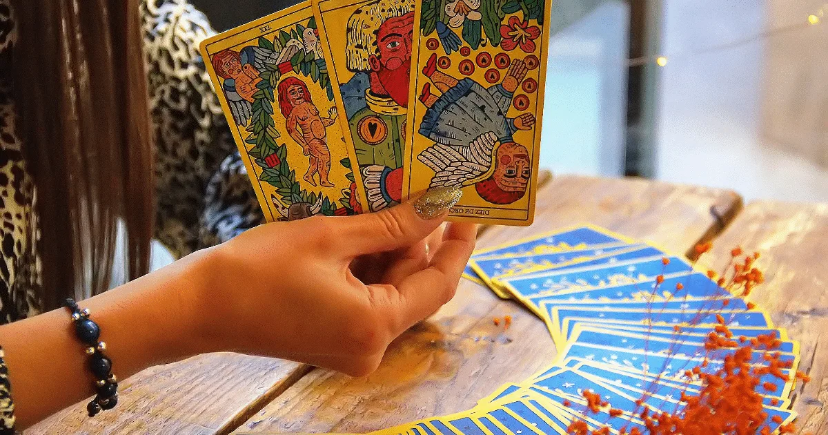Tarot do dia: previsão para os 12 signos em 14/08/2026