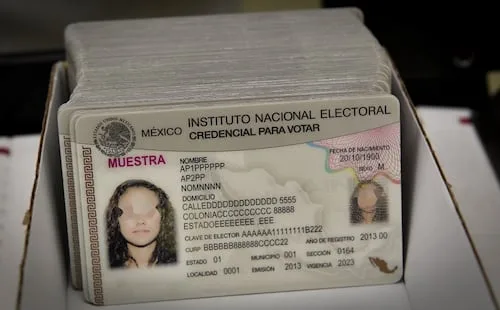 INE produce casi 4 millones de credenciales para votar; normaliza plazo de 9 días naturales para su entrega