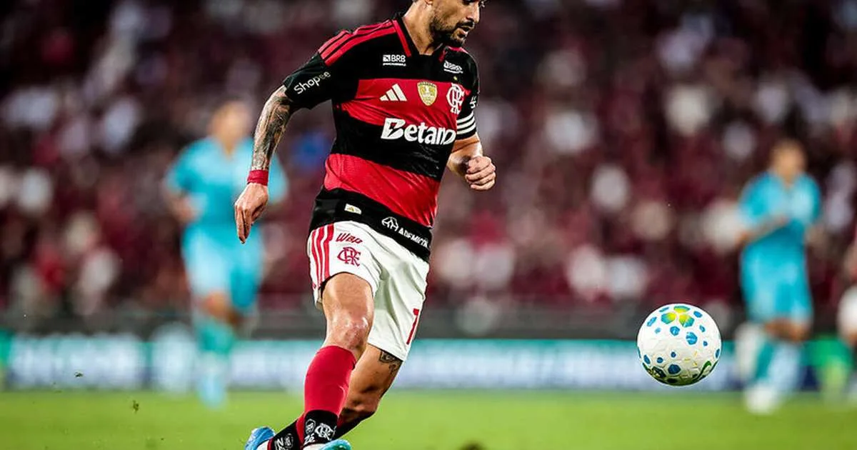Flamengo envolve elenco em "polêmica" de Arrascaeta; veja post