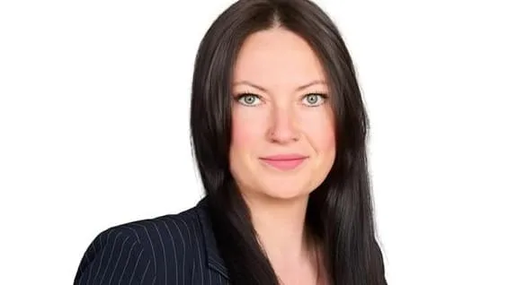 Shitstorm wegen „MILF“-Kette - „Ich sehe nicht unbedingt wie CDU aus“