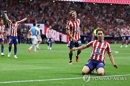 데뷔전 데뷔골에도 만족 못한 이강인 "경기 감각 더 끌어올려야"