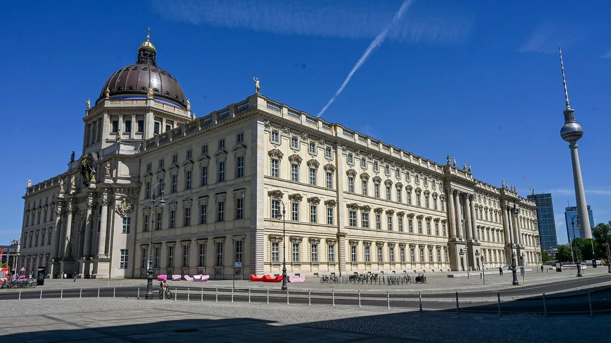 Feuerwehreinsatz: Brand im Humboldt Forum