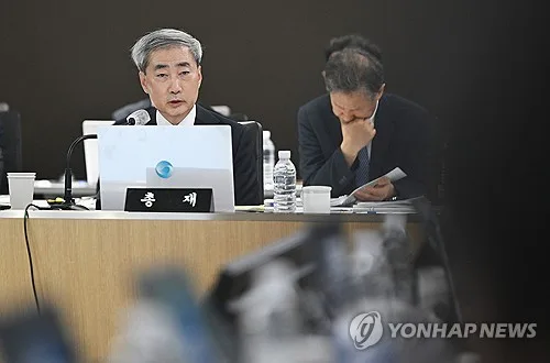 한은 총재 "내년 예산 따른 추가 성장 0.5%p…물가는 0.06%p↑"