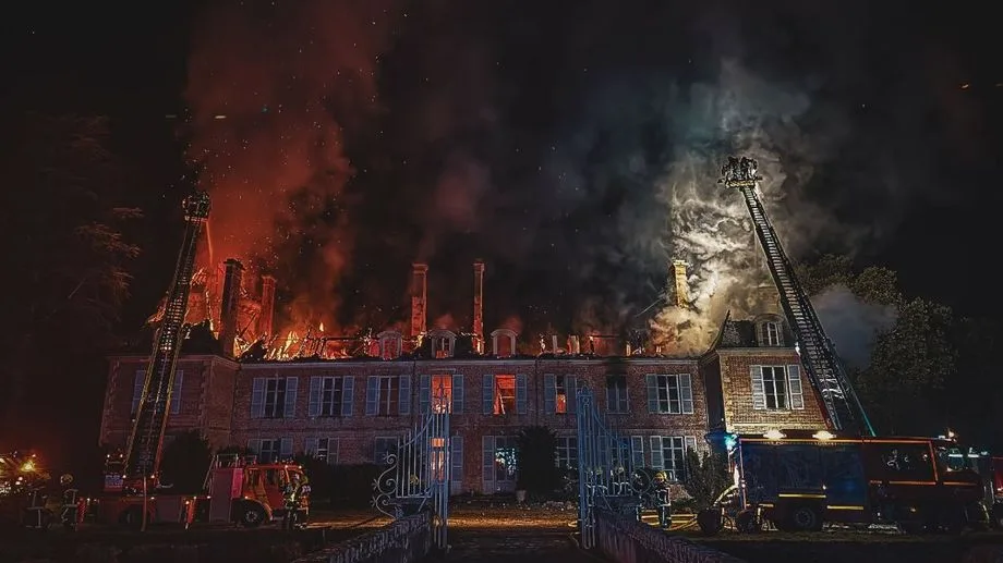 Loir-et-Cher : le château du XVIᵉ siècle de Theillay ravagé par un incendie