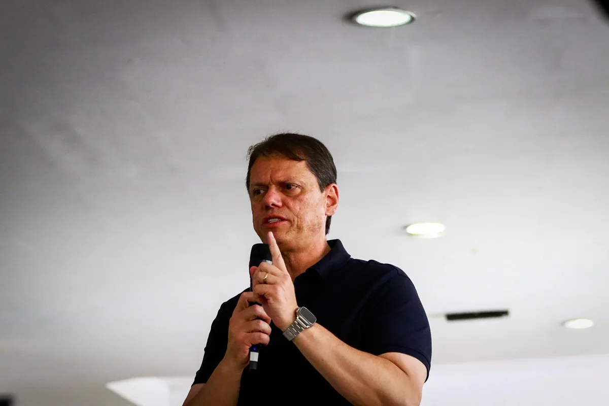 Aliados querem discurso mais humano para Tarcísio