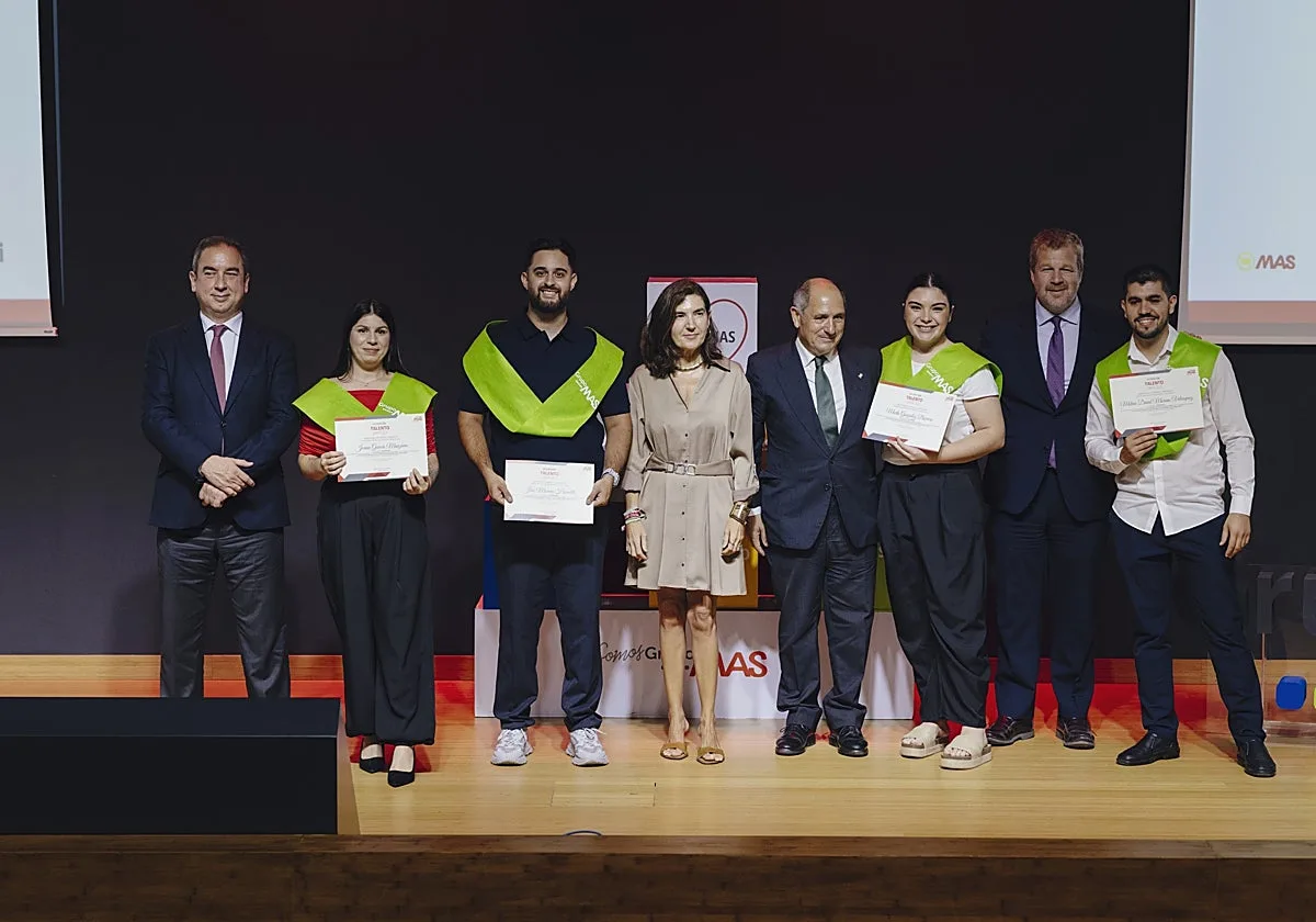 Los supermercados Mas invierten 8,5 millones en formación y becas en cinco años