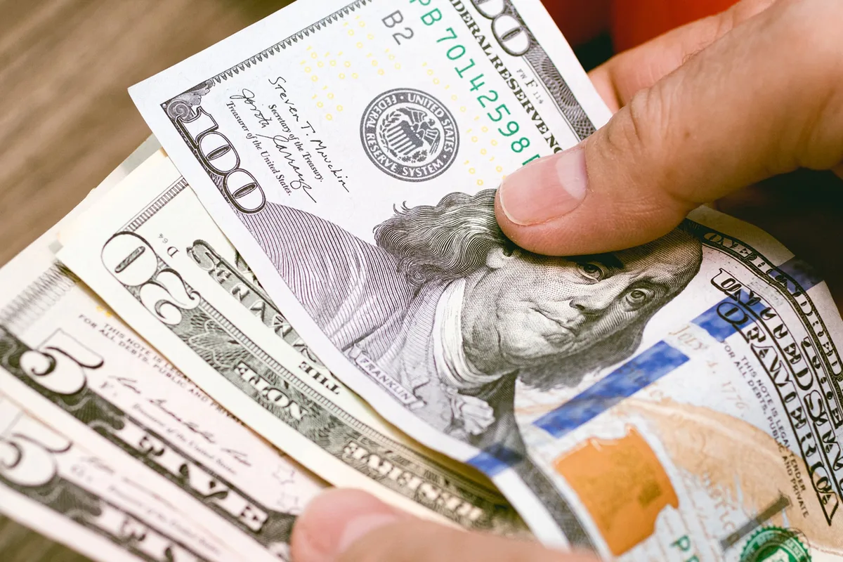 Dólar hoy y dólar blue, EN VIVO: a cuánto cotiza el oficial y cuál es el precio del paralelo este martes 25 de agosto, minuto a minuto