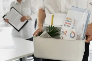 Empresa deve comprovar que dispensa de trabalhador não foi discriminatória