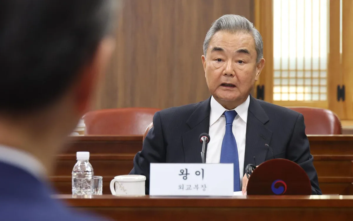 ‘북미대화 중재’ 거리 둔 中외교 “美가 대북 적대정책 바꿔야”