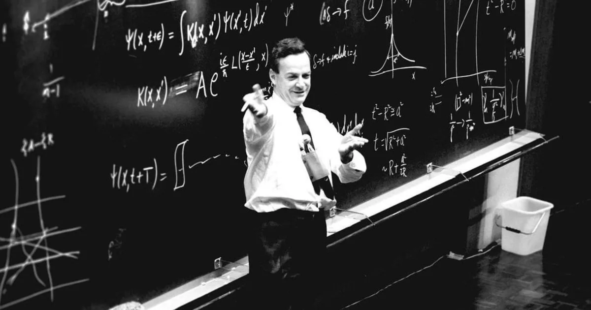 Richard Feynman, científico y Nobel de Física: “Nunca te arrepientas de un día de tu vida: los días buenos dan felicidad, los malos dan experiencias, los peores dan lecciones y los mejores dan recuerdos”