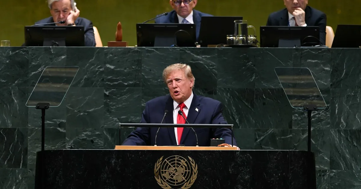 Trump volvió a defender el avance sin controles de la IA y anunció desde que ahora Estados Unidos la llamará "superinteligencia"
