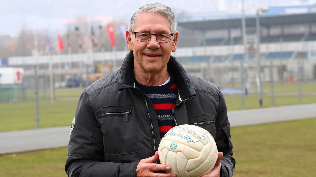 Trauerfall: Ehemaliger DDR-Ausnahmefußballer Eberhard Vogel gestorben