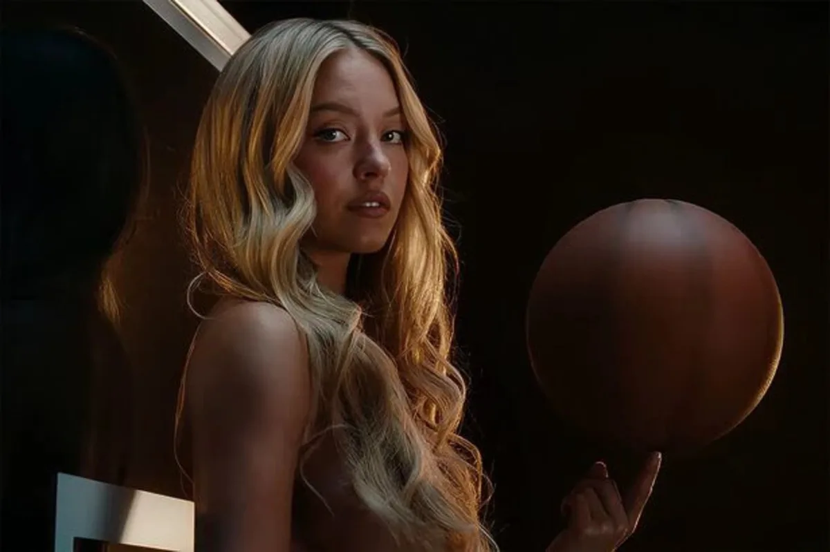 Sydney Sweeney perde seguidores após campanha “polêmica”