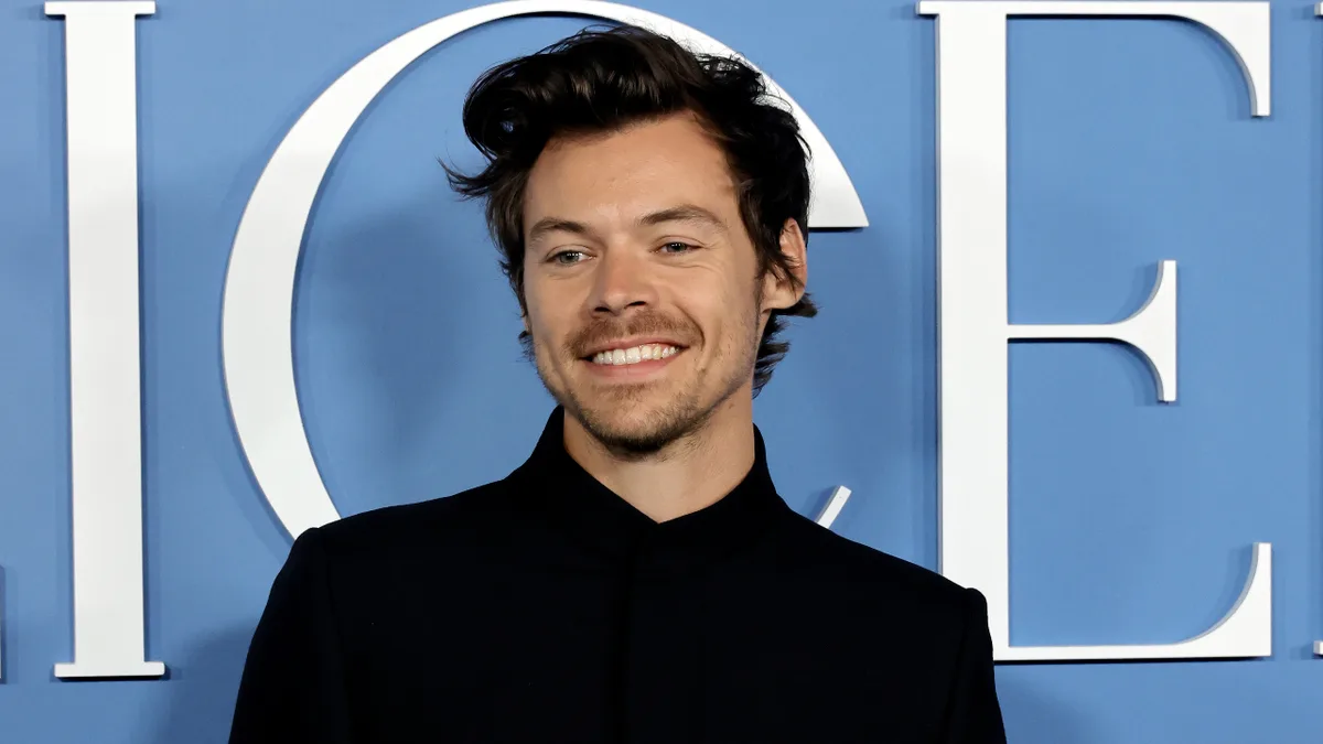 Harry Styles revela medo de sair em público na época do One Direction e conta como superou a insegurança; assista Harry Styles revela medo de sair em público na época do One Direction e conta como superou a insegurança; assista