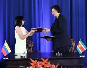 Venezuela y Surinam sellan nuevos acuerdos estratégicos de cooperación bilateral