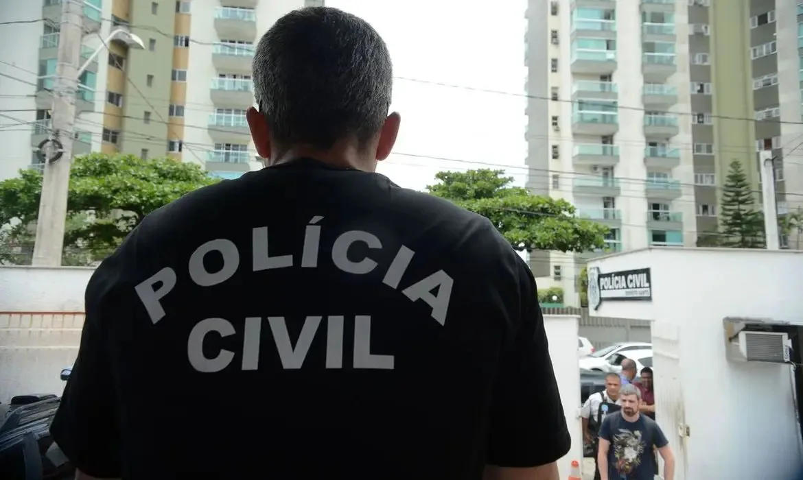 Operação prende membros do Comando Vermelho envolvidos em casos de tortura no Rio