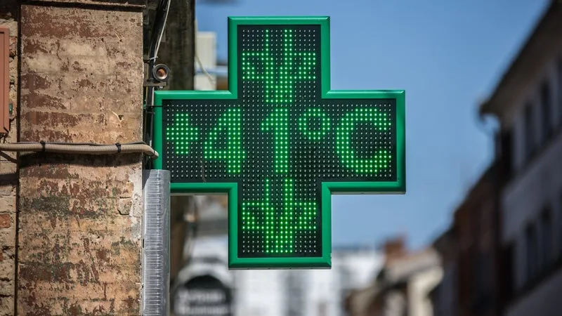 53 jours en vague de chaleur, 73 départements en vigilance rouge... Les chiffres hors norme d'un été "totalement exceptionnel"