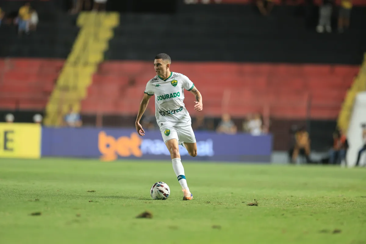 Presidente do Remo confirma chegadas de Galeano e Marlon