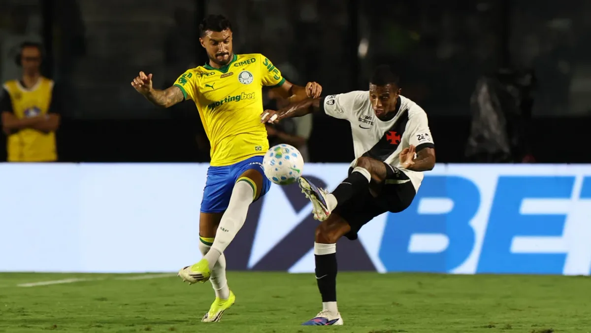 Palmeiras busca ampliar domínio sobre o Vasco em casa e manter a ponta do Brasileirão