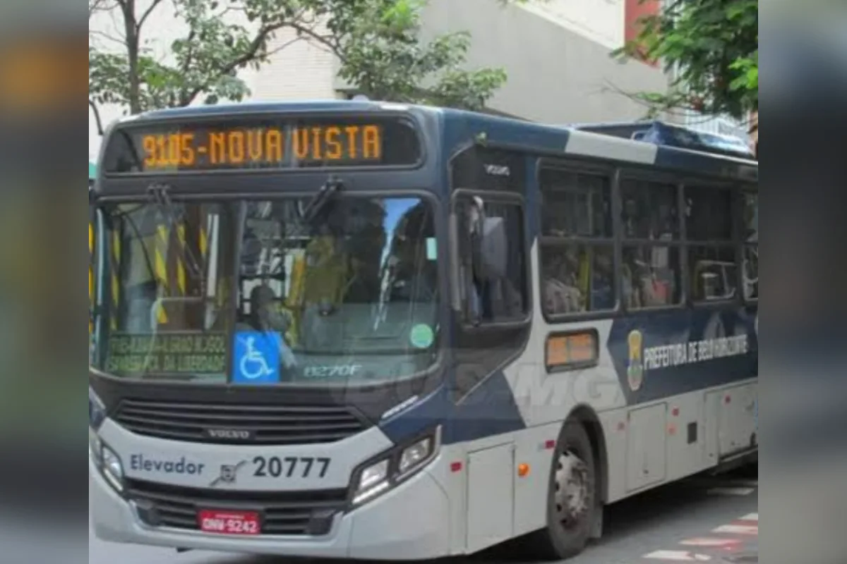 Homem de 23 anos morre após ser baleado dentro de ônibus em BH