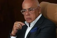Ao lado de Eduardo Bolsonaro, Milei prevê vitória de Flávio e critica Lula