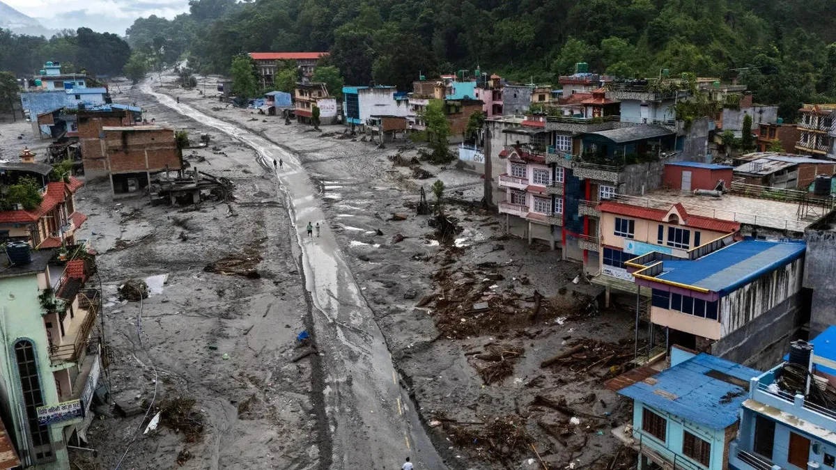 Nepal-Tibet floods: 750 dead, 20,000 deployed as rising rivers hamper rescue ops