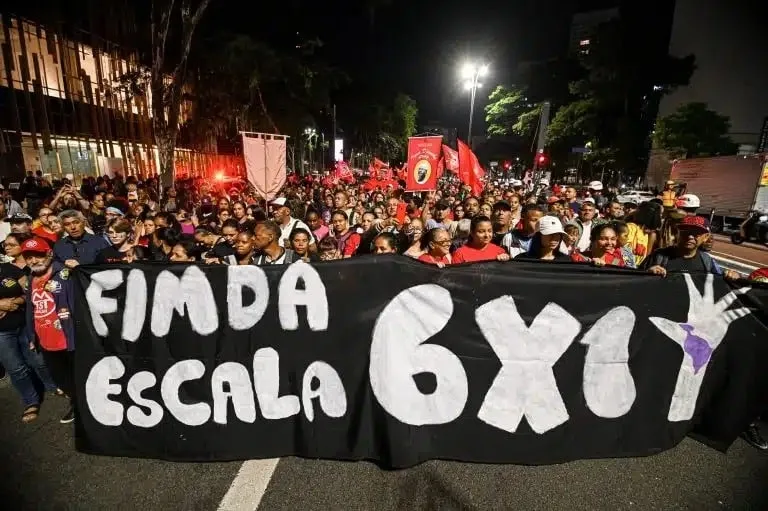 Fim da escala 6×1: Alcolumbre pauta votação da PEC