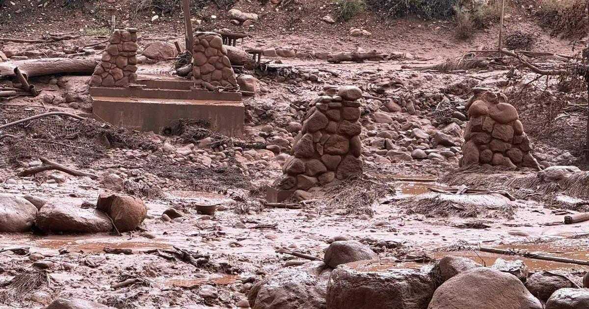 2 dead, about 15 missing after Grand Canyon hit by flash floods