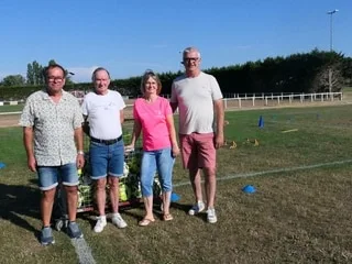 « C’est la gagne ! » : à 83 ans, ce Breton intègre l’équipe de France de foot en marchant