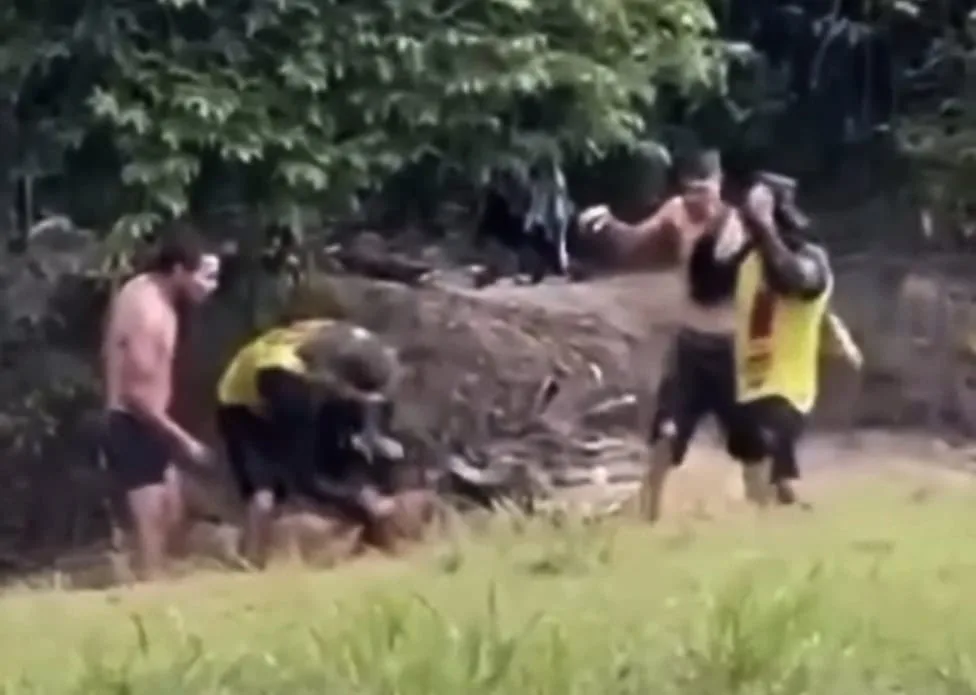 Mulher agride homem com tijolada durante briga no Igarapé Preto