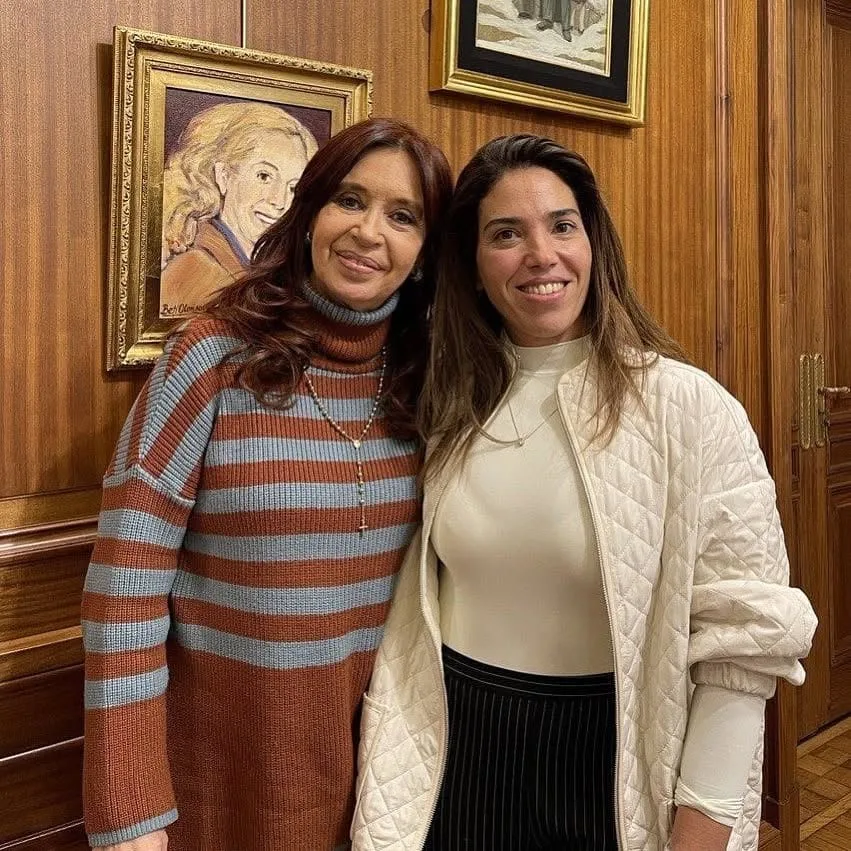 Echaron de la UOM a la empresaria y militante de La Cámpora que compró el departamento de abajo de Cristina Kirchner
