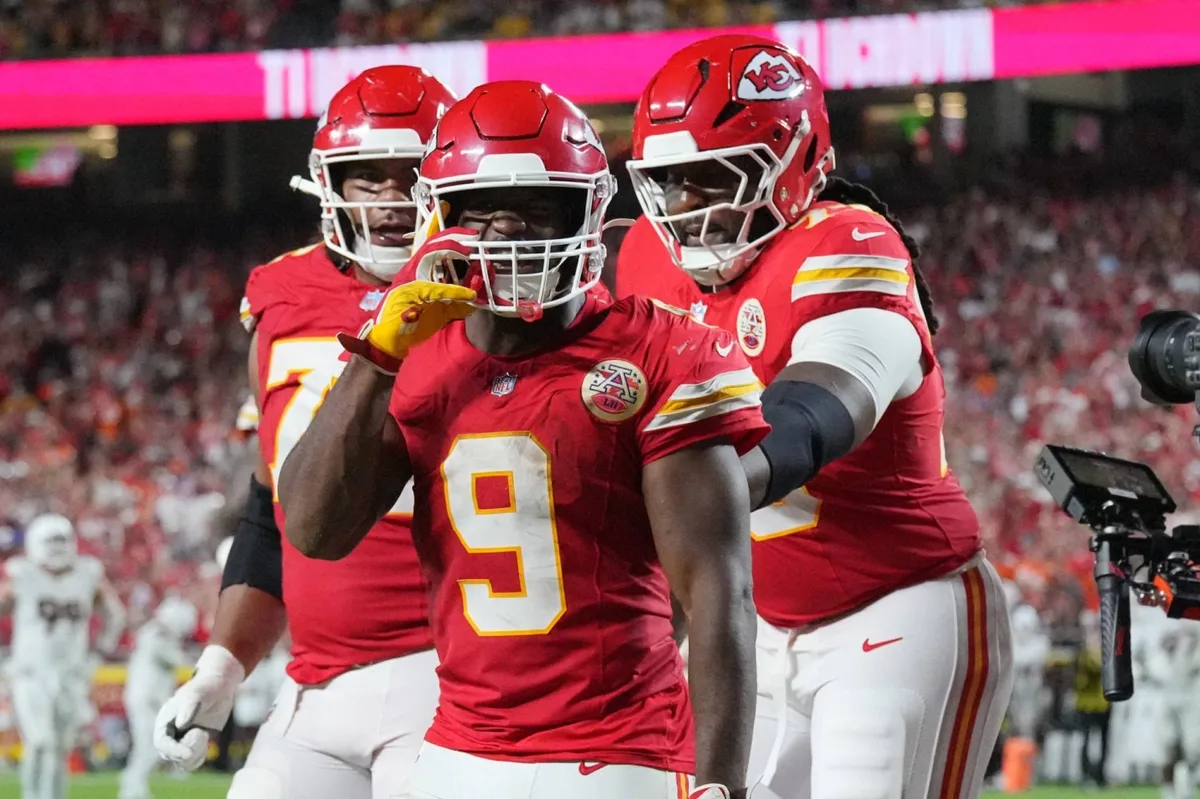 Kenneth Walker III delivers masterpiece as Chiefs blast Broncos