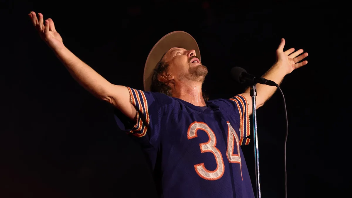 Rock in Rio ‘conversou’ com Pearl Jam para 2026, confirma vice-presidente artístico