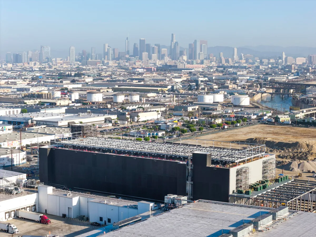 California lawmakers reach deal in high-stakes fight over regulating data centers