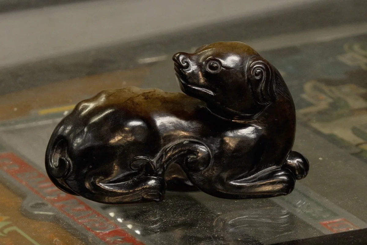 Rare Chinese jade dog bought for just £1 at car boot sale could sell for thousands