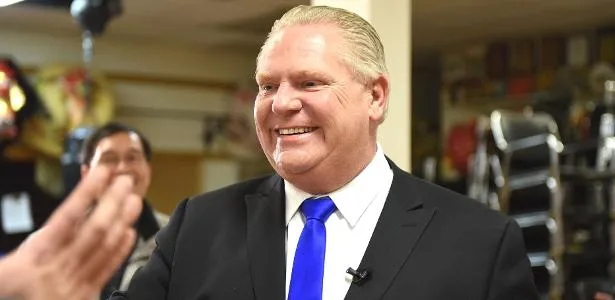 Premiê de Ontário, no Canadá, ameaça cortar energia e minerais dos EUA